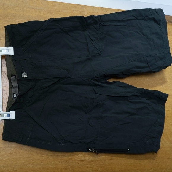 REI Other - REI men's nylon shorts